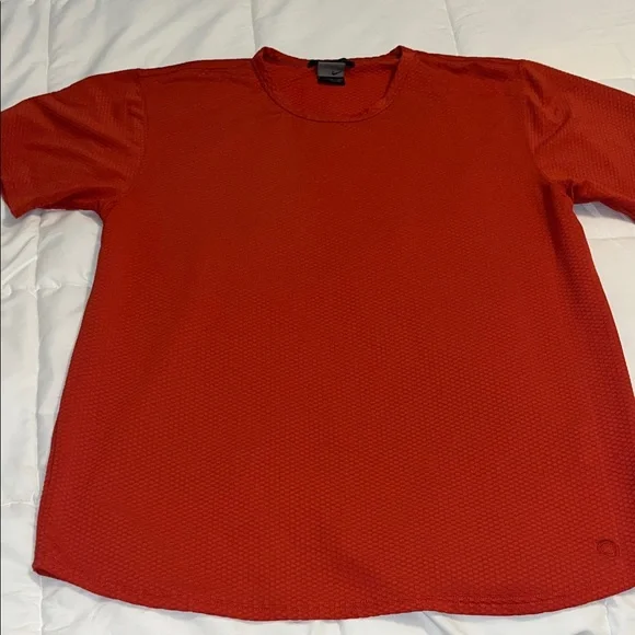 Nike sphere Classic Red Orange Men's short sleeve Shirt size XL - Picture 1 of 7